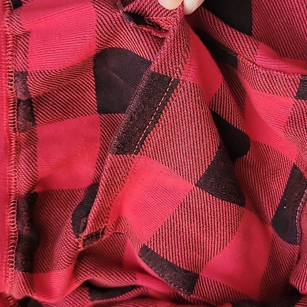 2 Sets Of PJS - Picture 12 of 13